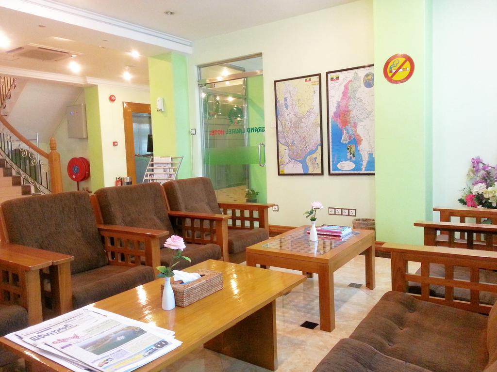 Grand Laurel Hotel Yangon Exterior foto
