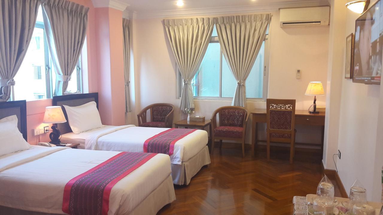 Grand Laurel Hotel Yangon Exterior foto